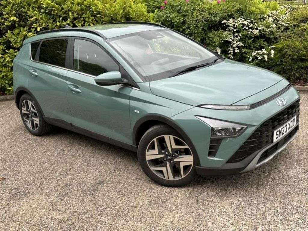 A 2023 HYUNDAI BAYON 1.0 T-GDi MHEV Premium SUV 5dr Petrol Hybrid Manual Euro 6 (s/s) (100 ps) * A 2023 HYUNDAI BAYON 1.0 T-GDi MHEV Premium SUV 5dr Petrol Hybrid Manual Euro 6 (s/s) (100 ps) *