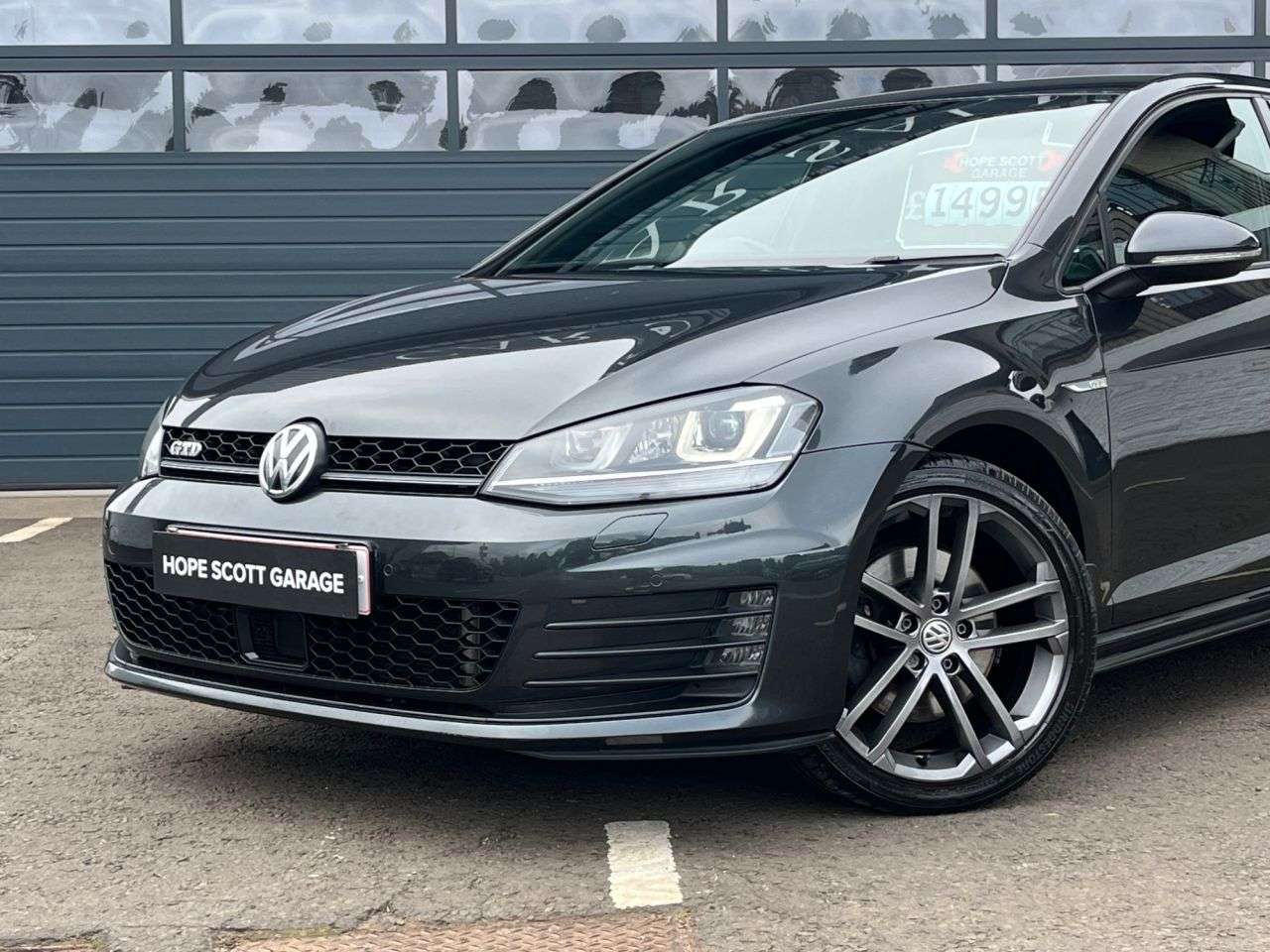 2017 VOLKSWAGEN GOLF 2017 VOLKSWAGEN GOLF
