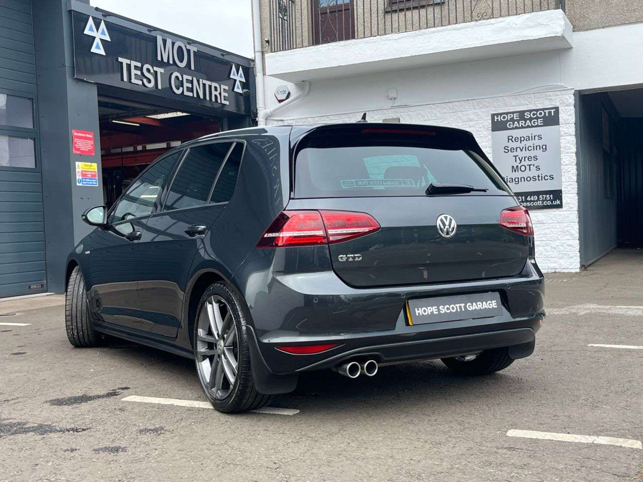 2017 VOLKSWAGEN GOLF 2017 VOLKSWAGEN GOLF