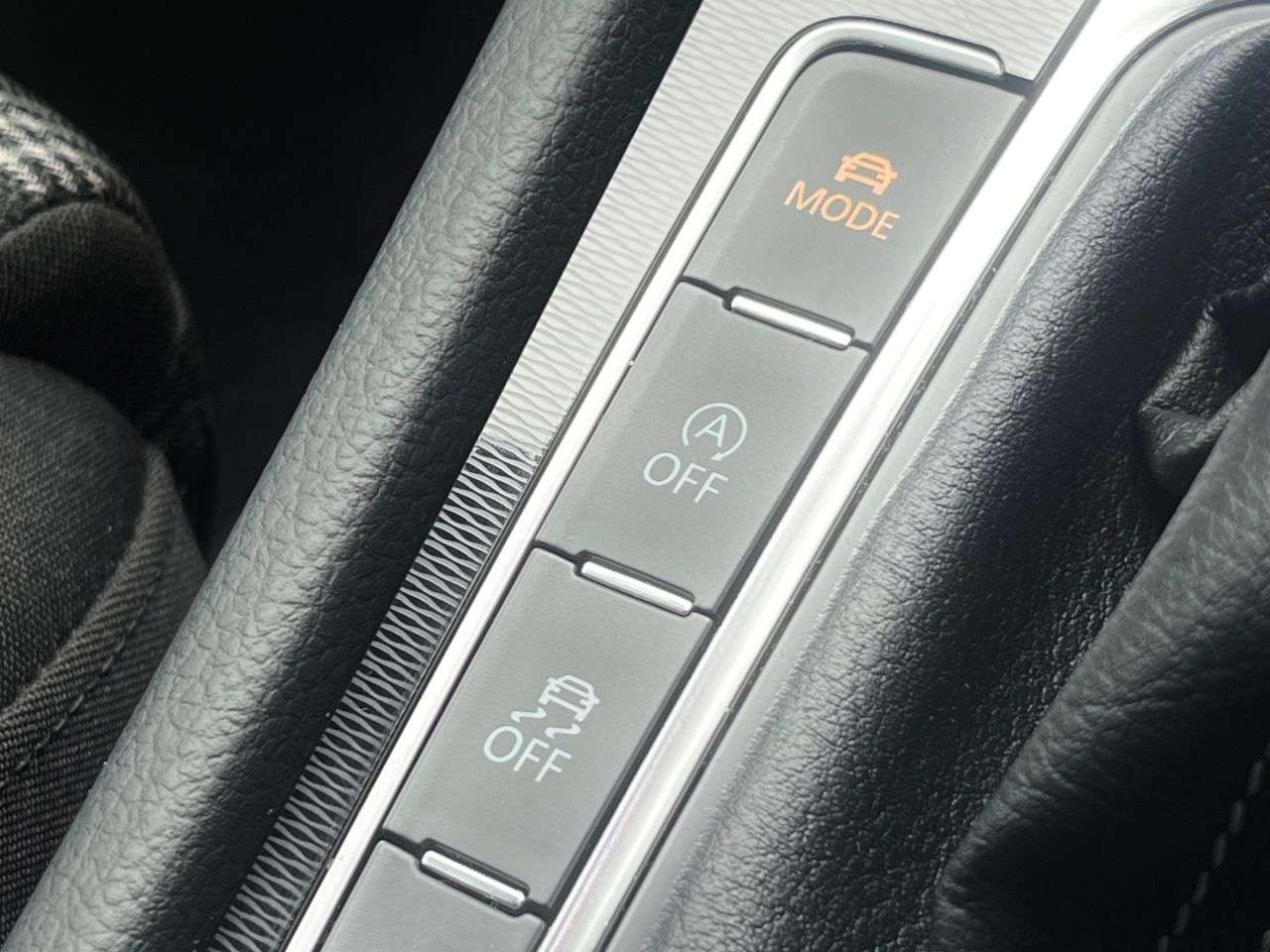 2017 VOLKSWAGEN GOLF 2017 VOLKSWAGEN GOLF