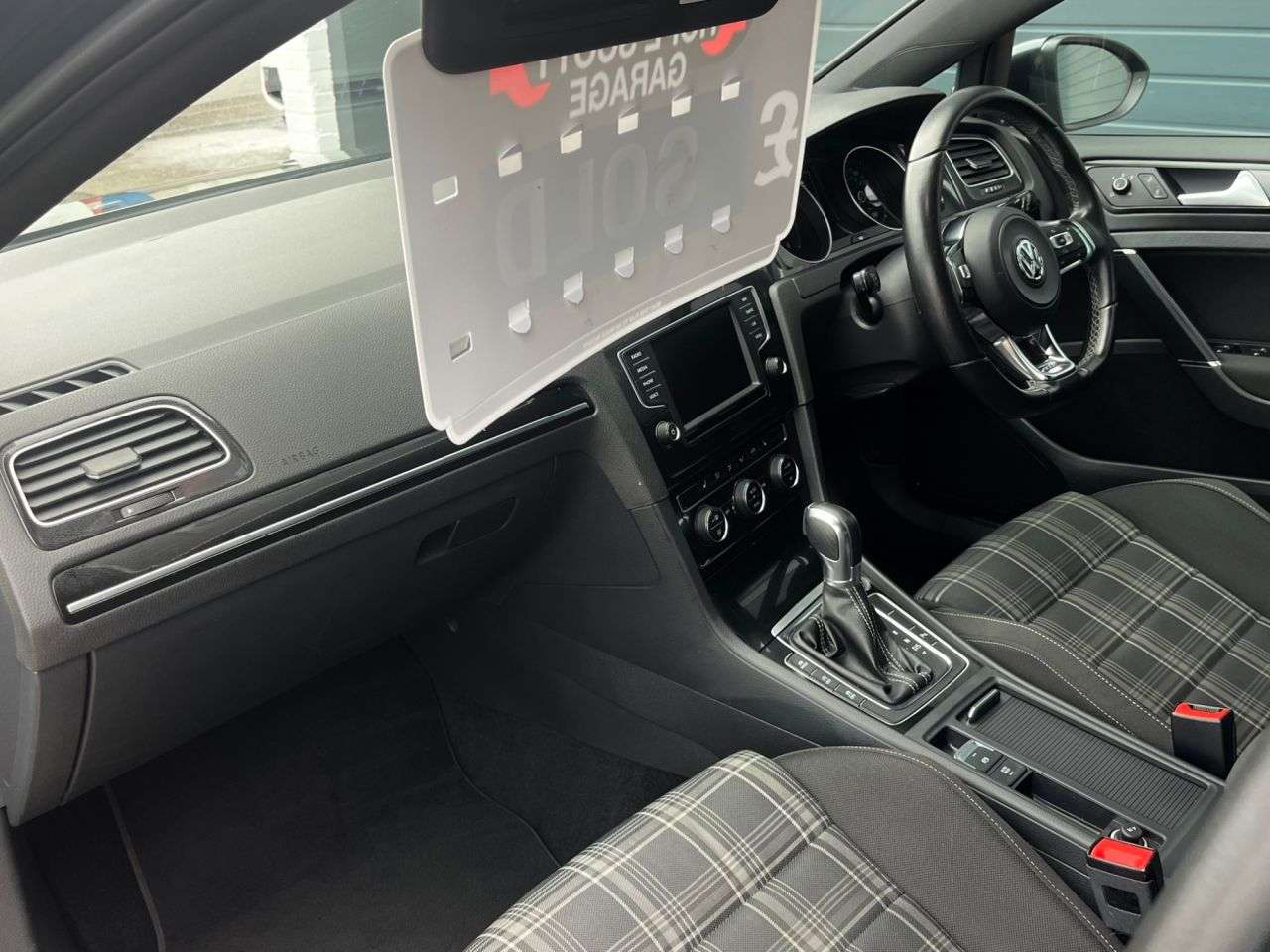 2017 VOLKSWAGEN GOLF 2017 VOLKSWAGEN GOLF