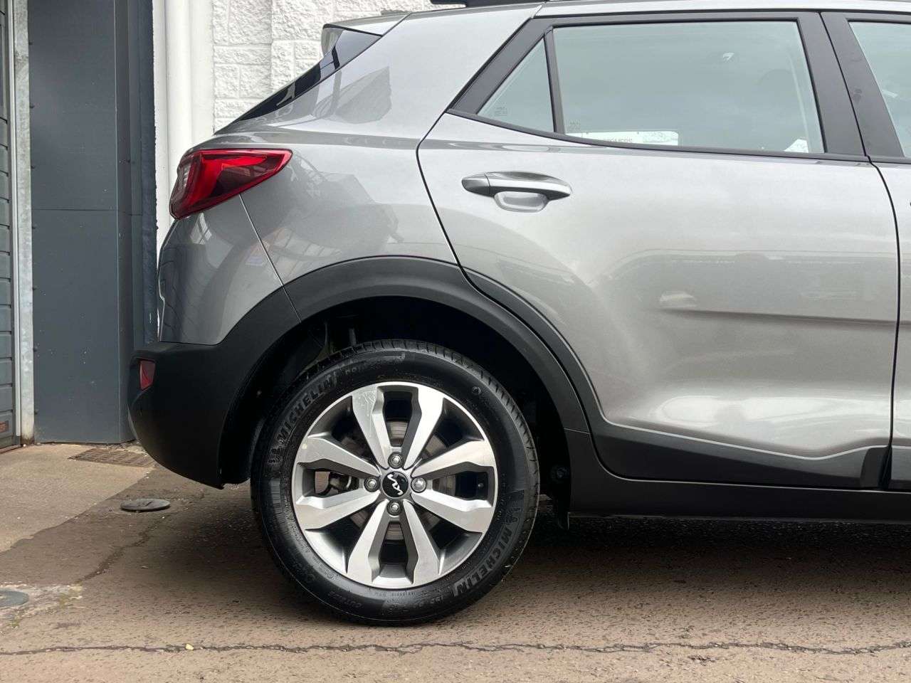 2025 KIA STONIC 2025 KIA STONIC