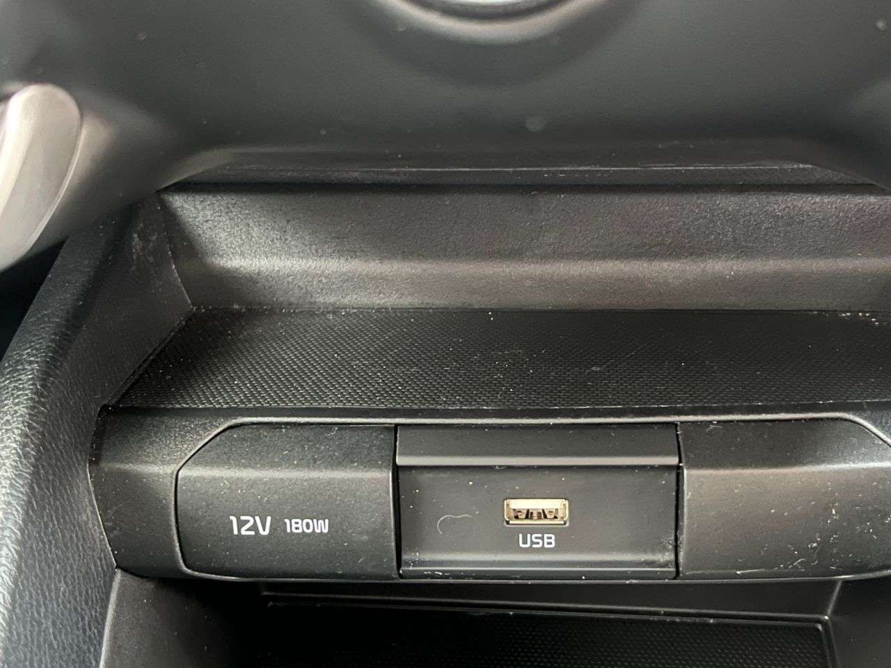 2025 KIA STONIC 2025 KIA STONIC