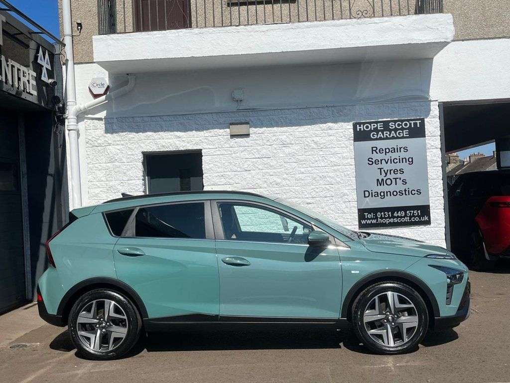 A 2023 HYUNDAI BAYON 1.0 T-GDi MHEV Premium SUV 5dr Petrol Hybrid DCT Euro 6 (s/s) (100 ps) ***C A 2023 HYUNDAI BAYON 1.0 T-GDi MHEV Premium SUV 5dr Petrol Hybrid DCT Euro 6 (s/s) (100 ps) ***C