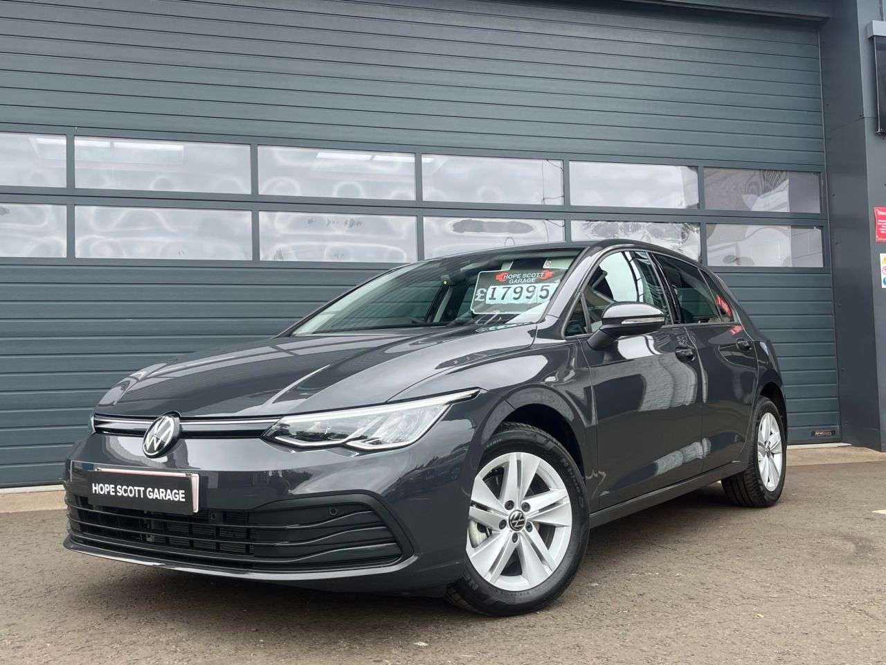A 2023 VOLKSWAGEN GOLF 1.5 TSI Life Hatchback 5dr Petrol Manual Euro 6 (s/s) (130 ps) ***RETIRED D A 2023 VOLKSWAGEN GOLF 1.5 TSI Life Hatchback 5dr Petrol Manual Euro 6 (s/s) (130 ps) ***RETIRED D