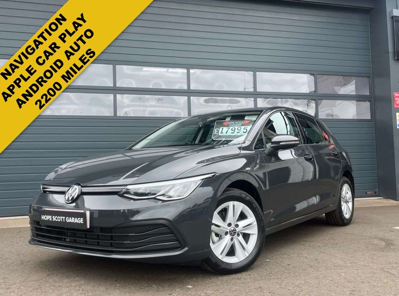 A 2023 VOLKSWAGEN GOLF 1.5 TSI Life Hatchback 5dr Petrol Manual Euro 6 (s/s) (130 ps) ***RETIRED D A 2023 VOLKSWAGEN GOLF 1.5 TSI Life Hatchback 5dr Petrol Manual Euro 6 (s/s) (130 ps) ***RETIRED D