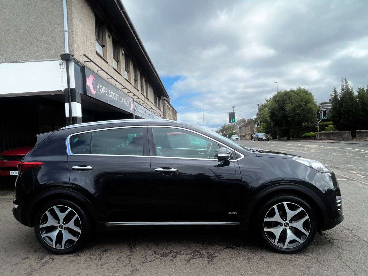 A 2018 KIA SPORTAGE 1.6 T-GDi GT-Line SUV 5dr Petrol Manual AWD Euro 6 (174 bhp) ***REVERSE CAM A 2018 KIA SPORTAGE 1.6 T-GDi GT-Line SUV 5dr Petrol Manual AWD Euro 6 (174 bhp) ***REVERSE CAM