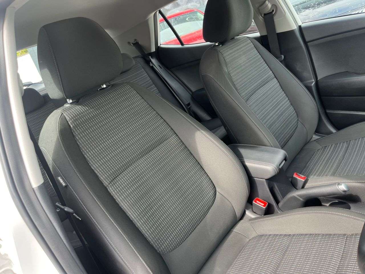 2023 KIA STONIC 2023 KIA STONIC