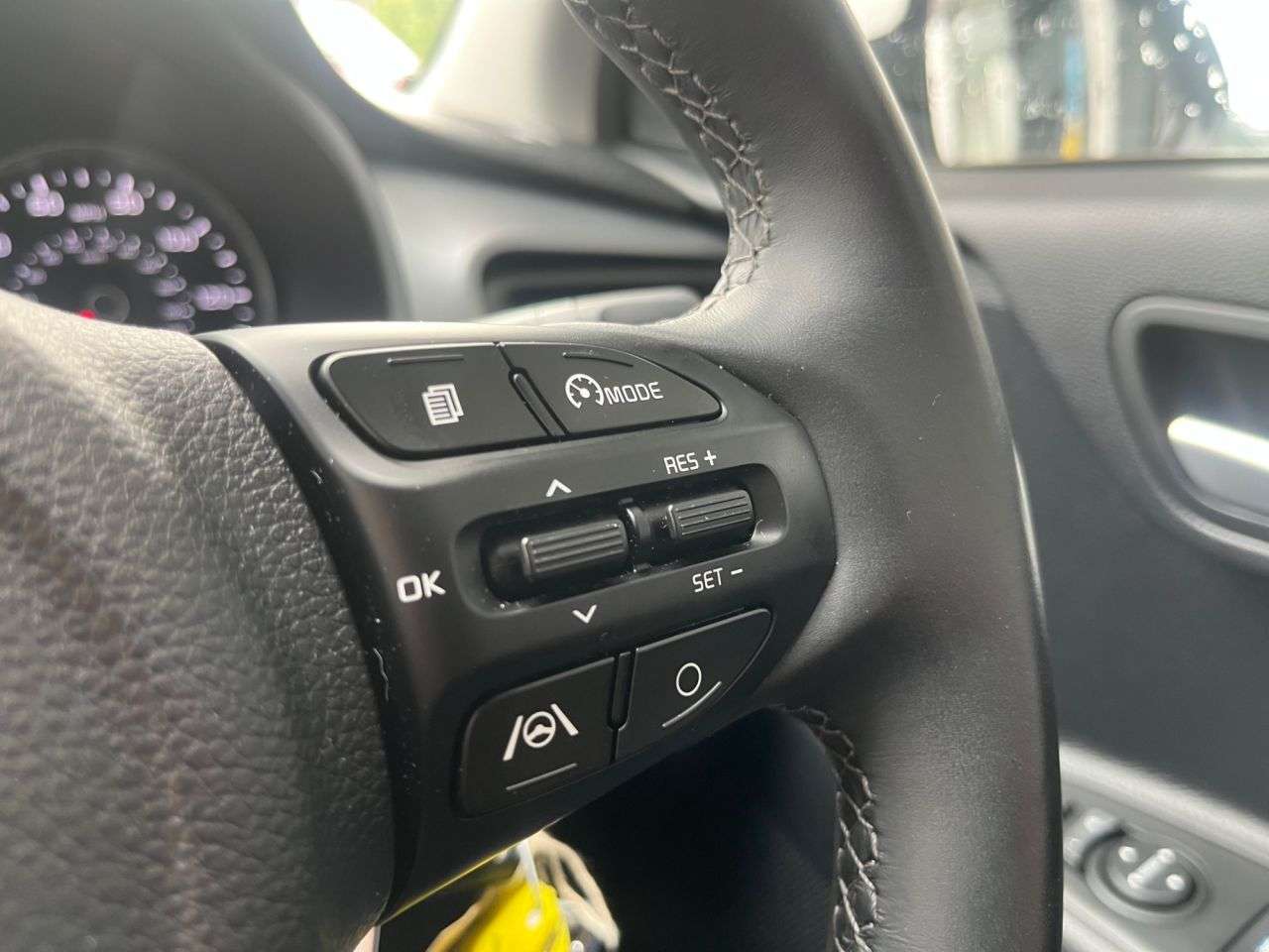 2023 KIA STONIC 2023 KIA STONIC