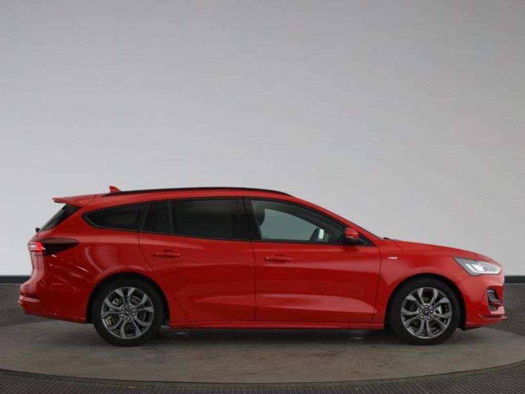 A 2024 FORD FOCUS 1.0T EcoBoost MHEV ST-Line Estate 5dr Petrol Hybrid Manual Euro 6 (s/s) (12 A 2024 FORD FOCUS 1.0T EcoBoost MHEV ST-Line Estate 5dr Petrol Hybrid Manual Euro 6 (s/s) (12