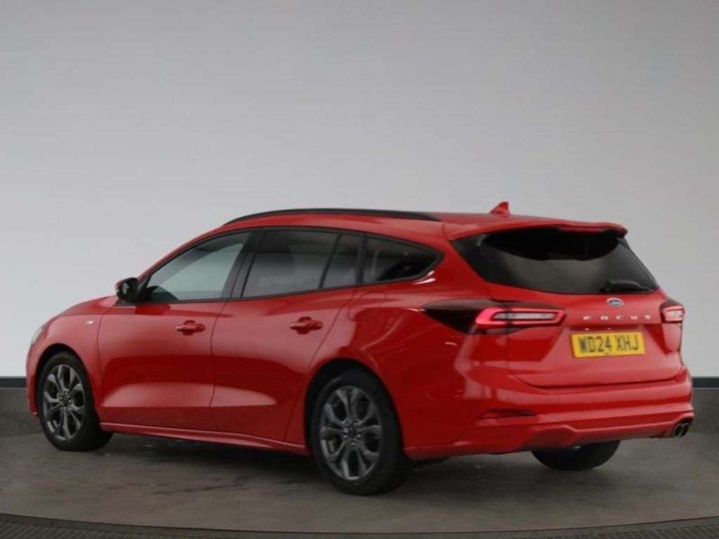 A 2024 FORD FOCUS 1.0T EcoBoost MHEV ST-Line Estate 5dr Petrol Hybrid Manual Euro 6 (s/s) (12 A 2024 FORD FOCUS 1.0T EcoBoost MHEV ST-Line Estate 5dr Petrol Hybrid Manual Euro 6 (s/s) (12