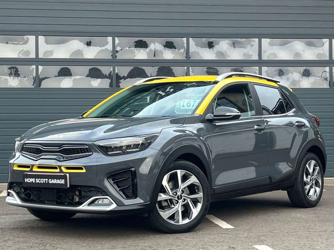 A 2023 KIA STONIC 1.0 T-GDi MHEV GT-Line S SUV 5dr Petrol Hybrid DCT Euro 6 (s/s) (118 bhp) * A 2023 KIA STONIC 1.0 T-GDi MHEV GT-Line S SUV 5dr Petrol Hybrid DCT Euro 6 (s/s) (118 bhp) *
