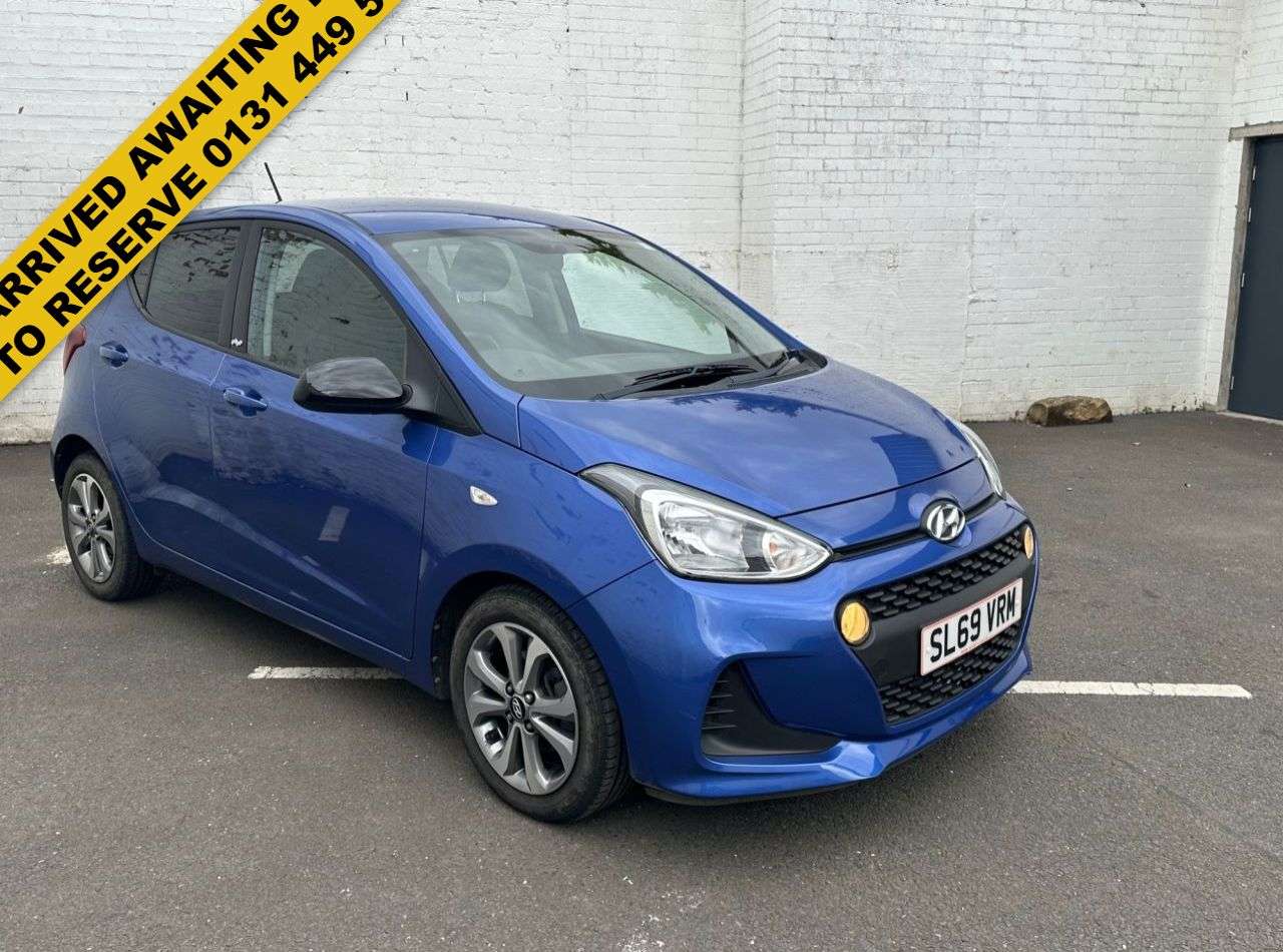 A 2019 HYUNDAI I10 1.0 Play Hatchback 5dr Petrol Manual Euro 6 (67 ps) A 2019 HYUNDAI I10 1.0 Play Hatchback 5dr Petrol Manual Euro 6 (67 ps)