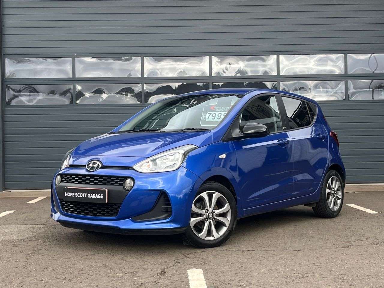 A 2019 HYUNDAI I10 1.0 Play Hatchback 5dr Petrol Manual Euro 6 (67 ps) ***NAVIGATION+CRUISE+BL A 2019 HYUNDAI I10 1.0 Play Hatchback 5dr Petrol Manual Euro 6 (67 ps) ***NAVIGATION+CRUISE+BL