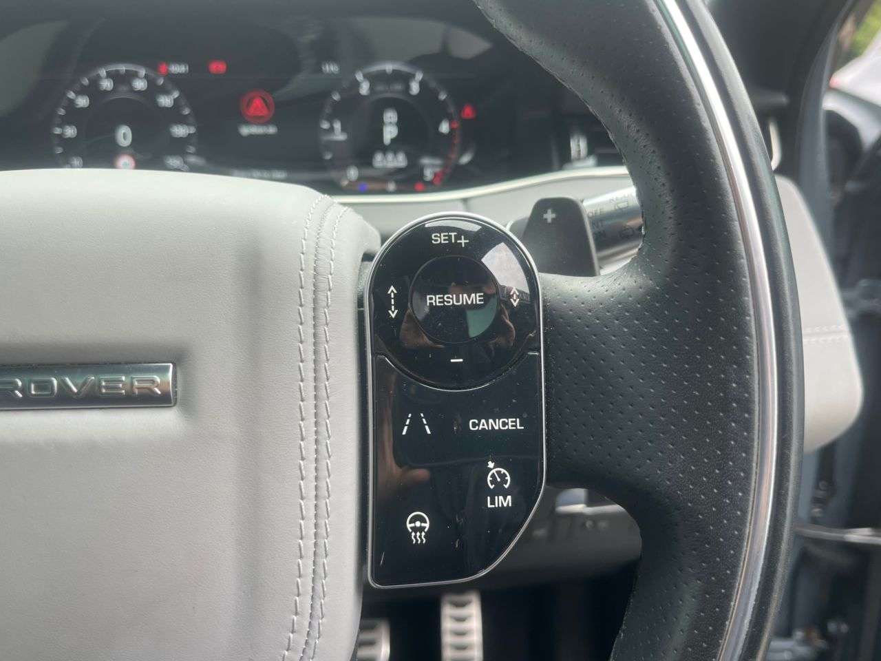 2019 LAND ROVER RANGE ROVER EVOQUE 2019 LAND ROVER RANGE ROVER EVOQUE