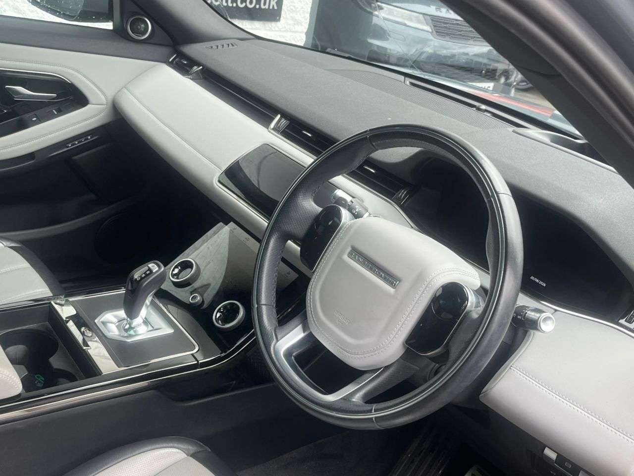 2019 LAND ROVER RANGE ROVER EVOQUE 2019 LAND ROVER RANGE ROVER EVOQUE