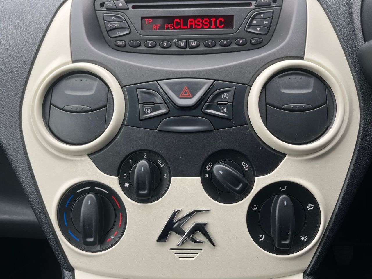 2013 FORD KA 2013 FORD KA