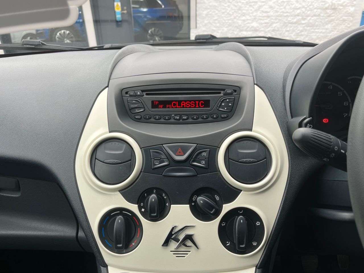2013 FORD KA 2013 FORD KA
