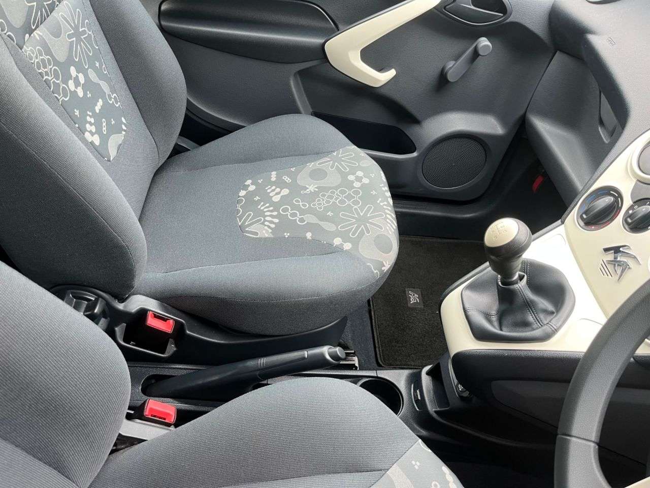 2013 FORD KA 2013 FORD KA