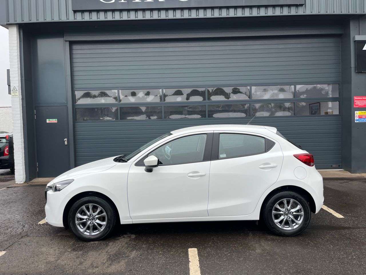 A 2023 MAZDA MAZDA2 1.5 SKYACTIV-G Centre-Line Hatchback 5dr Petrol Manual Euro 6 (s/s) (75 ps) A 2023 MAZDA MAZDA2 1.5 SKYACTIV-G Centre-Line Hatchback 5dr Petrol Manual Euro 6 (s/s) (75 ps)