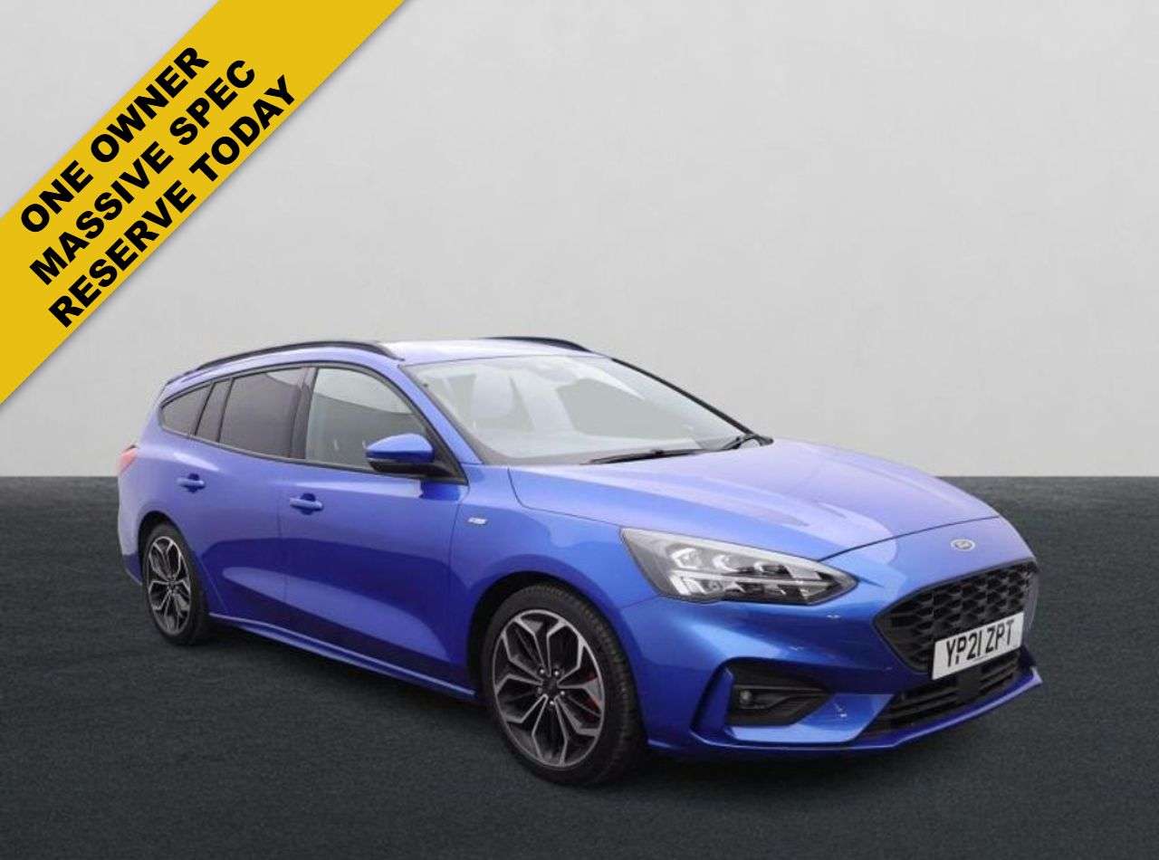 A 2021 FORD FOCUS 1.0T EcoBoost ST-Line X Estate 5dr Petrol Auto Euro 6 (s/s) (125 ps) ***ONE A 2021 FORD FOCUS 1.0T EcoBoost ST-Line X Estate 5dr Petrol Auto Euro 6 (s/s) (125 ps) ***ONE