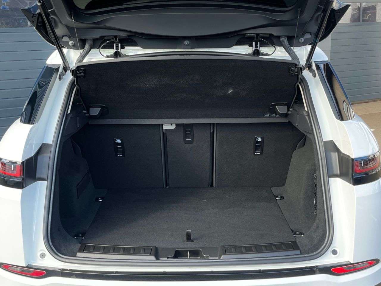 2022 LAND ROVER RANGE ROVER EVOQUE 2022 LAND ROVER RANGE ROVER EVOQUE