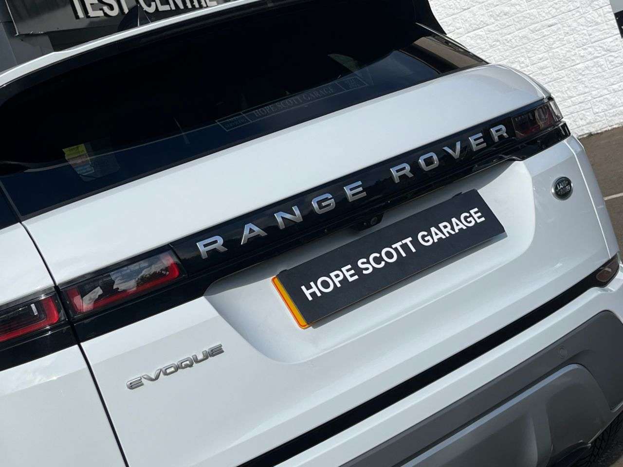 2022 LAND ROVER RANGE ROVER EVOQUE 2022 LAND ROVER RANGE ROVER EVOQUE