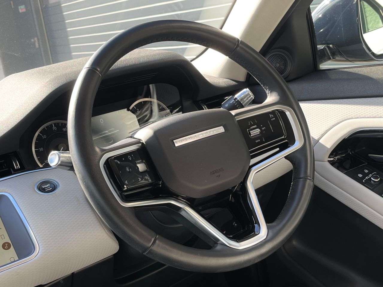 2022 LAND ROVER RANGE ROVER EVOQUE 2022 LAND ROVER RANGE ROVER EVOQUE