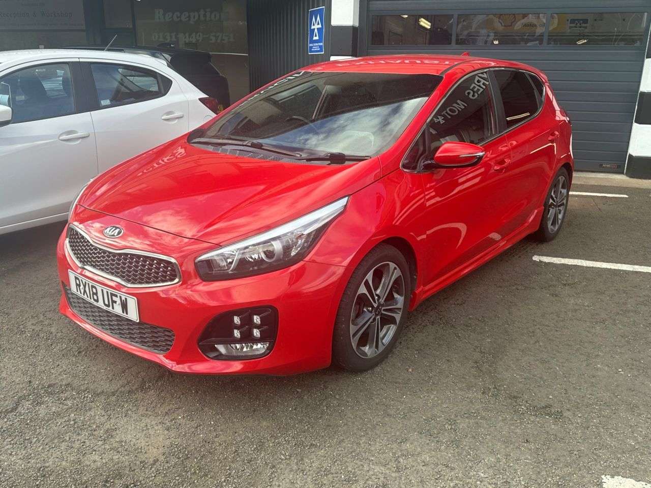 A 2018 KIA CEED 1.0 T-GDi GT-Line Hatchback 5dr Petrol Manual Euro 6 (s/s) (118 bhp) A 2018 KIA CEED 1.0 T-GDi GT-Line Hatchback 5dr Petrol Manual Euro 6 (s/s) (118 bhp)