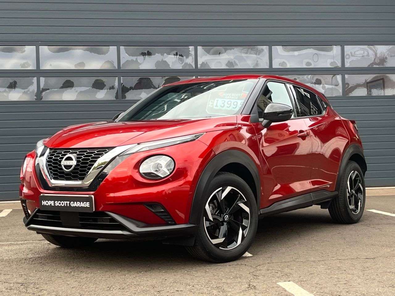 A 2023 NISSAN JUKE 1.0 DIG-T N-Connecta SUV 5dr Petrol DCT Auto Euro 6 (s/s) (114 ps) ***ONE O A 2023 NISSAN JUKE 1.0 DIG-T N-Connecta SUV 5dr Petrol DCT Auto Euro 6 (s/s) (114 ps) ***ONE O