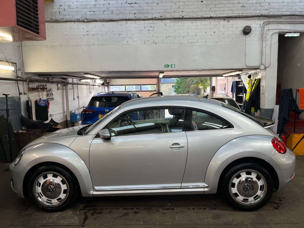 A 2012 VOLKSWAGEN BEETLE 1.4 TSI Design Hatchback 3dr Petrol Manual (160 ps) ***12 MONTHS MOT & JUST A 2012 VOLKSWAGEN BEETLE 1.4 TSI Design Hatchback 3dr Petrol Manual (160 ps) ***12 MONTHS MOT & JUST
