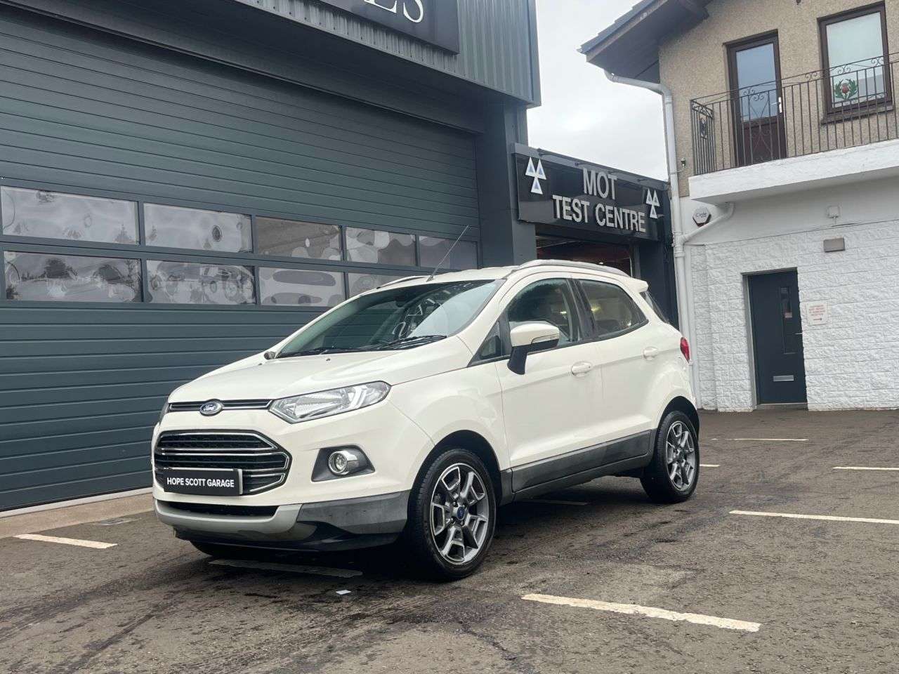 A 2016 FORD ECOSPORT 1.5 TDCi Titanium SUV 5dr Diesel Manual 2WD Euro 6 (95 ps) ***12 MONTHS MOT A 2016 FORD ECOSPORT 1.5 TDCi Titanium SUV 5dr Diesel Manual 2WD Euro 6 (95 ps) ***12 MONTHS MOT