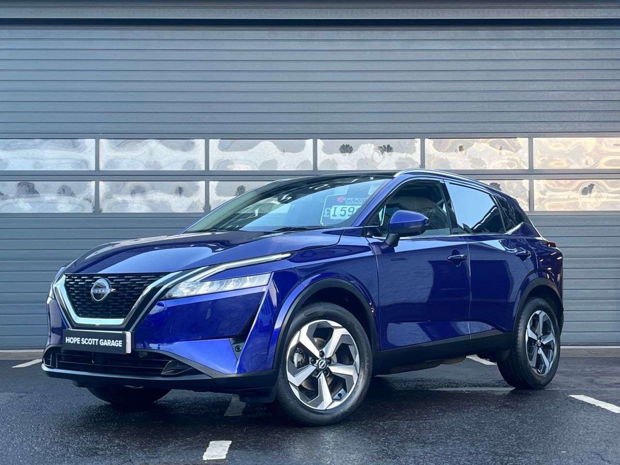 A 2023 NISSAN QASHQAI 1.3 DIG-T MHEV N-Connecta SUV 5dr Petrol Hybrid Manual Euro 6 (s/s) (140 ps A 2023 NISSAN QASHQAI 1.3 DIG-T MHEV N-Connecta SUV 5dr Petrol Hybrid Manual Euro 6 (s/s) (140 ps