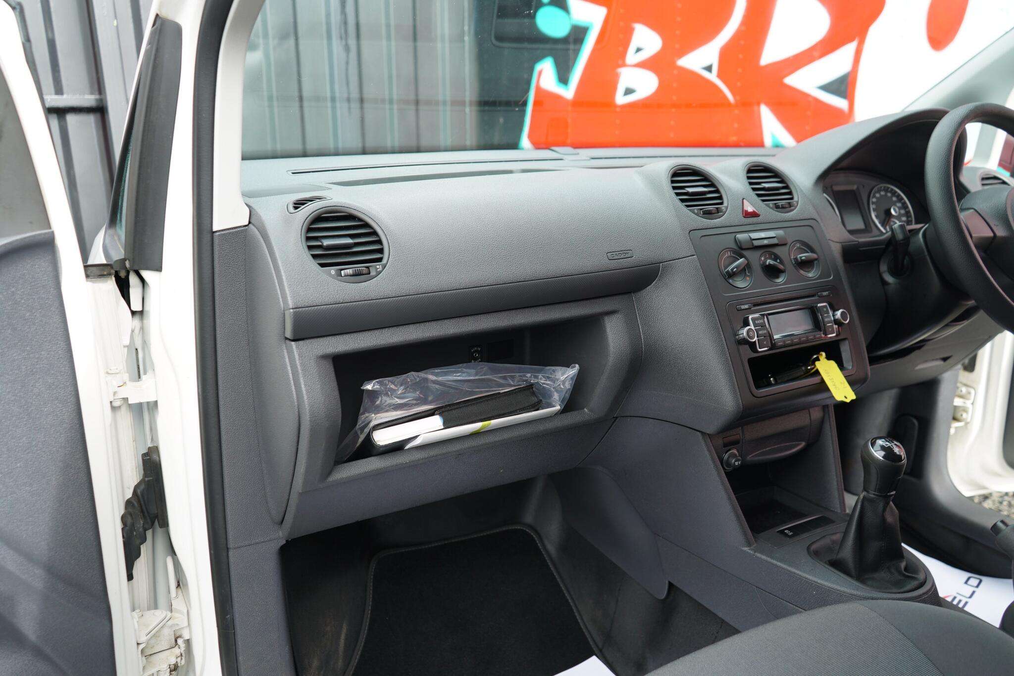 2015 VOLKSWAGEN CADDY 2015 VOLKSWAGEN CADDY