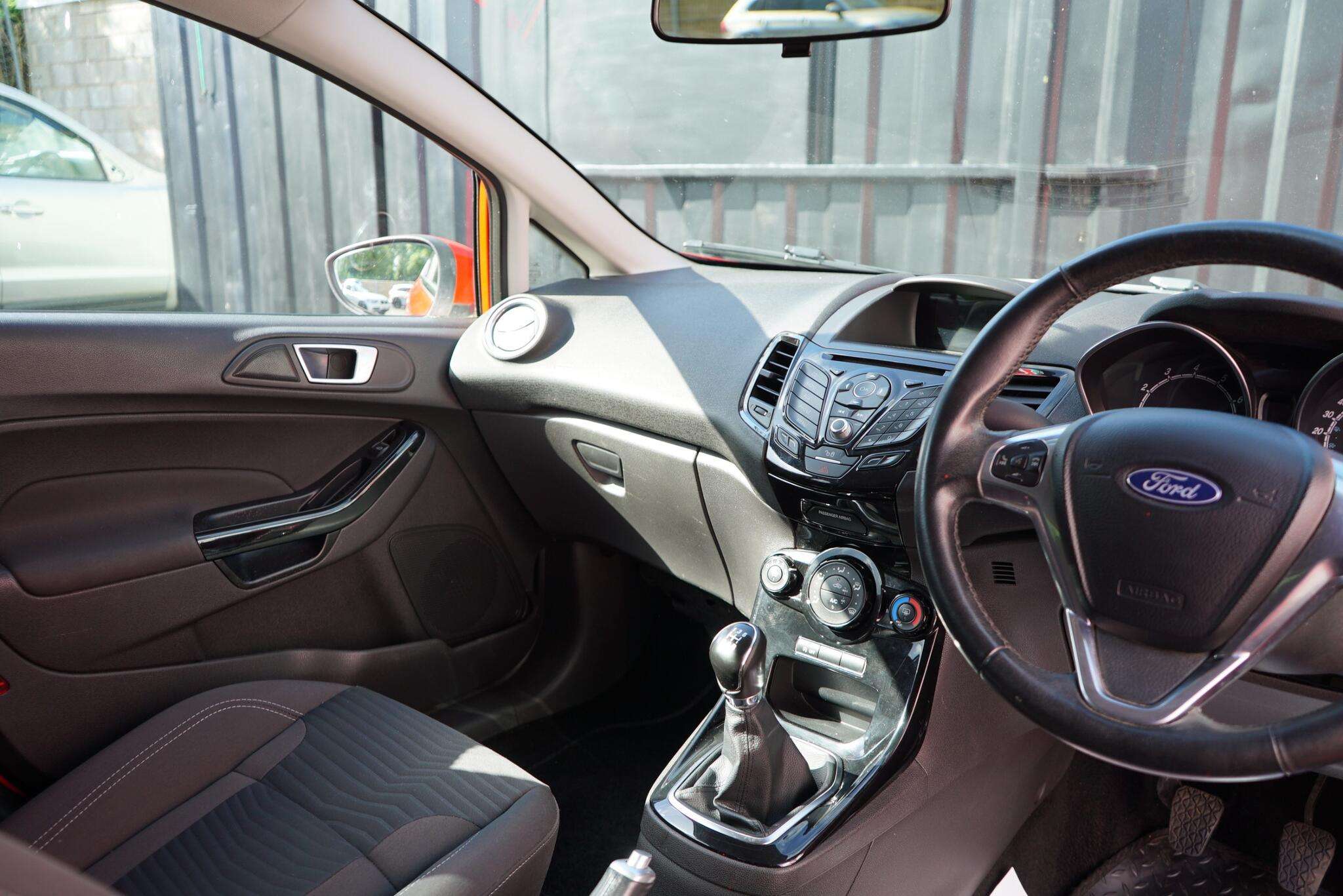 2015 FORD FIESTA 2015 FORD FIESTA