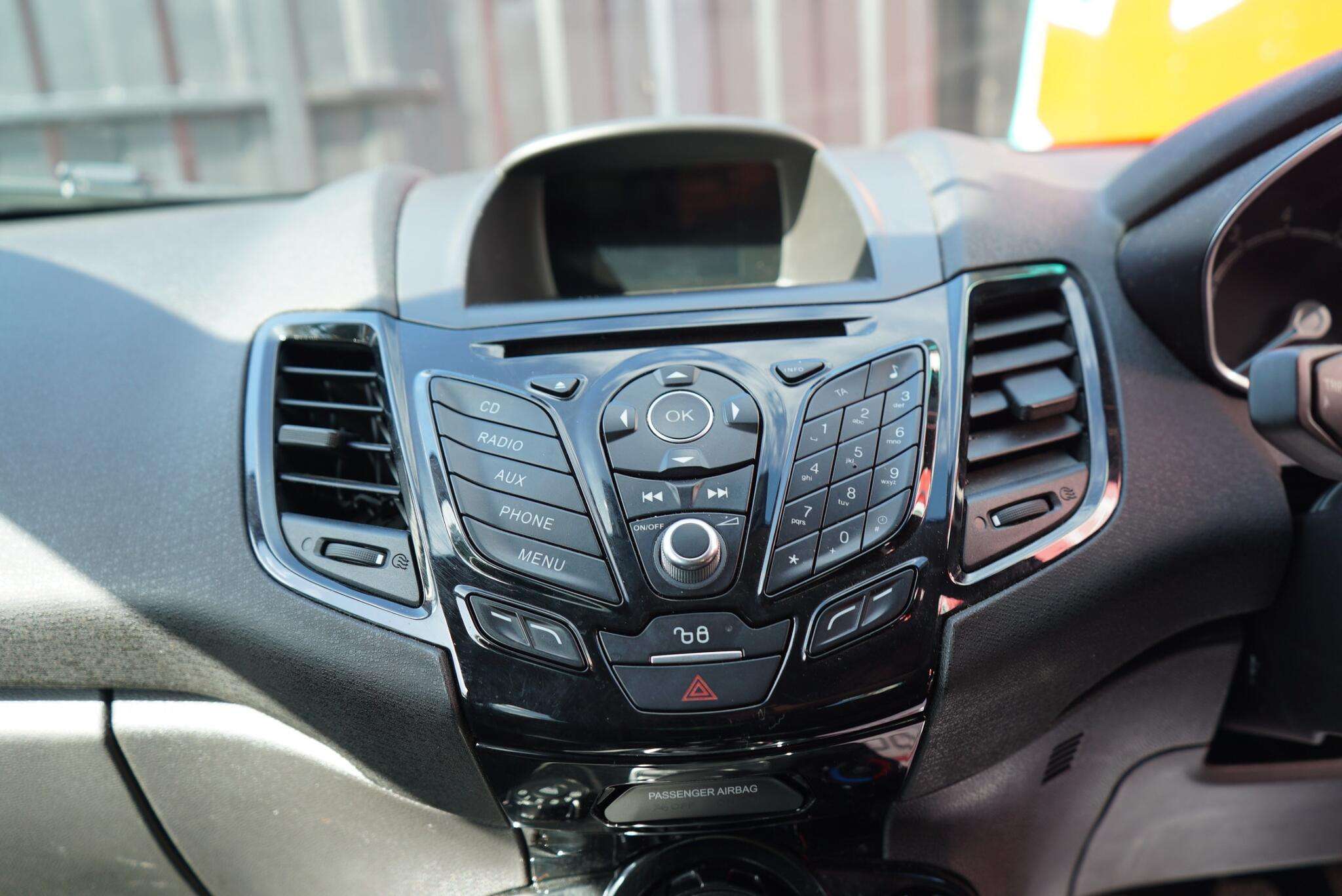 2015 FORD FIESTA 2015 FORD FIESTA