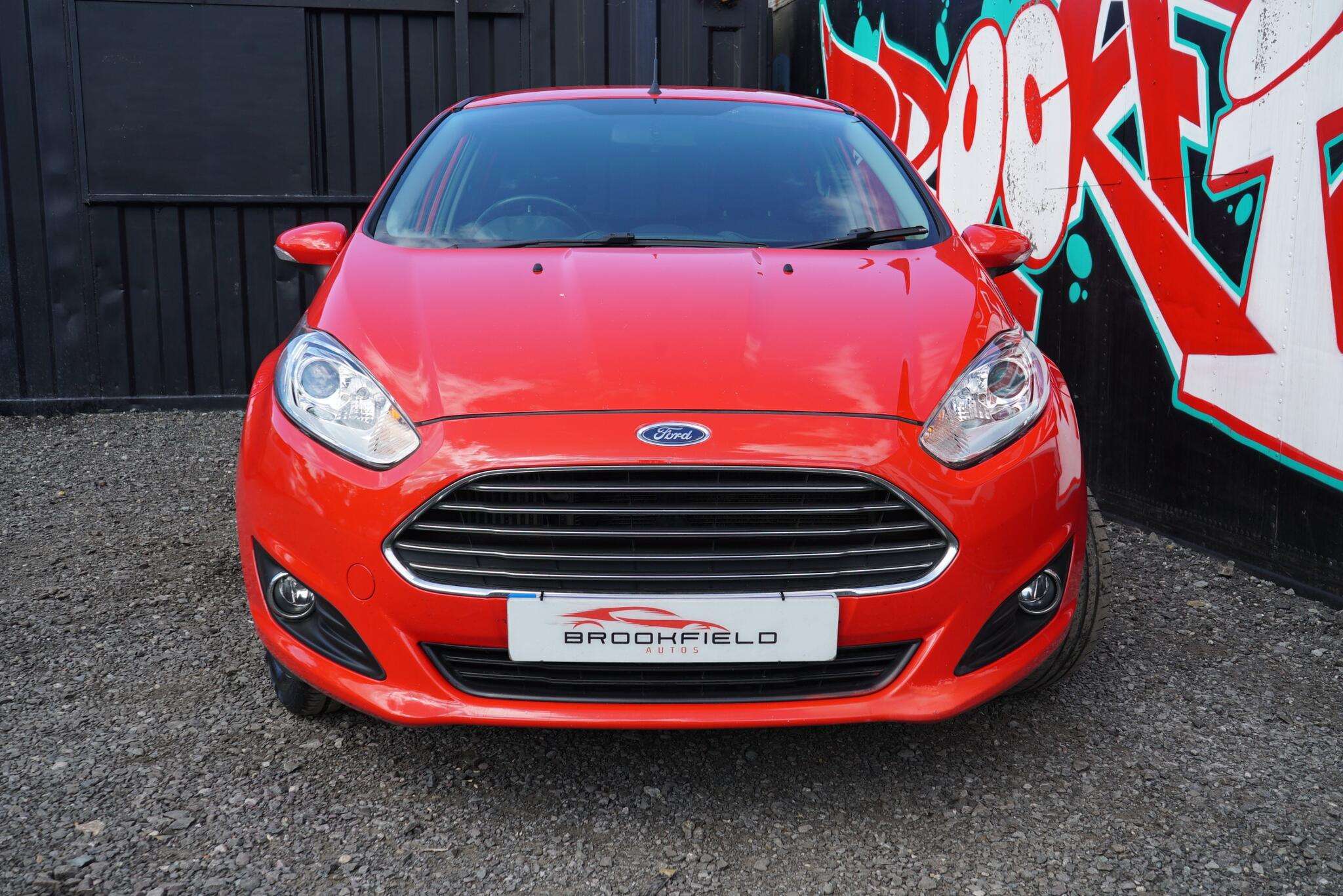 A 2015 FORD FIESTA 1.0T EcoBoost Zetec Hatchback 5dr Petrol Manual Euro 5 (s/s) (100 ps) A 2015 FORD FIESTA 1.0T EcoBoost Zetec Hatchback 5dr Petrol Manual Euro 5 (s/s) (100 ps)