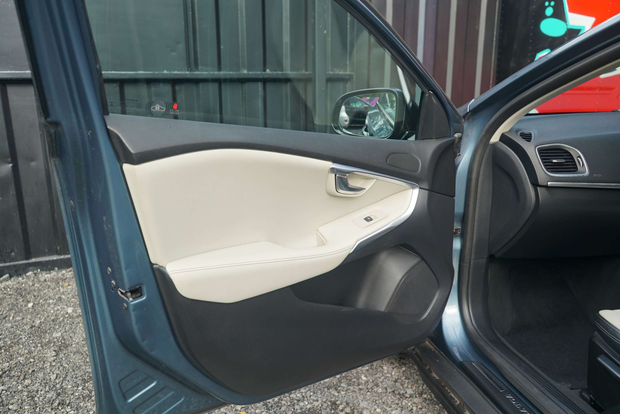 2013 VOLVO V40 CROSS COUNTRY 2013 VOLVO V40 CROSS COUNTRY