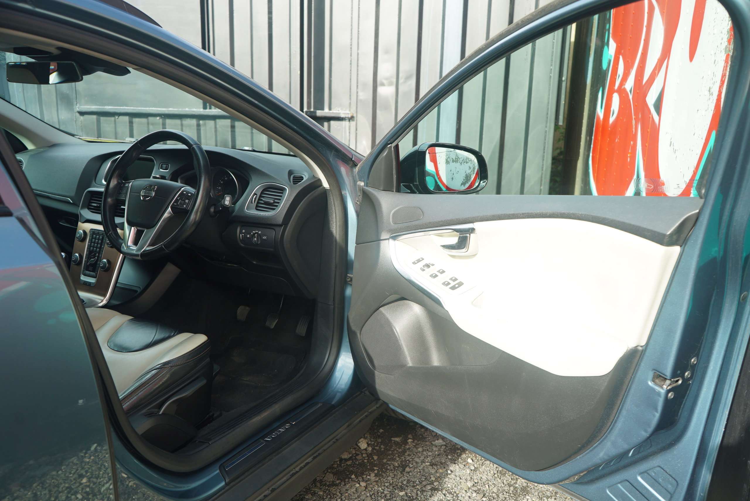 2013 VOLVO V40 CROSS COUNTRY 2013 VOLVO V40 CROSS COUNTRY