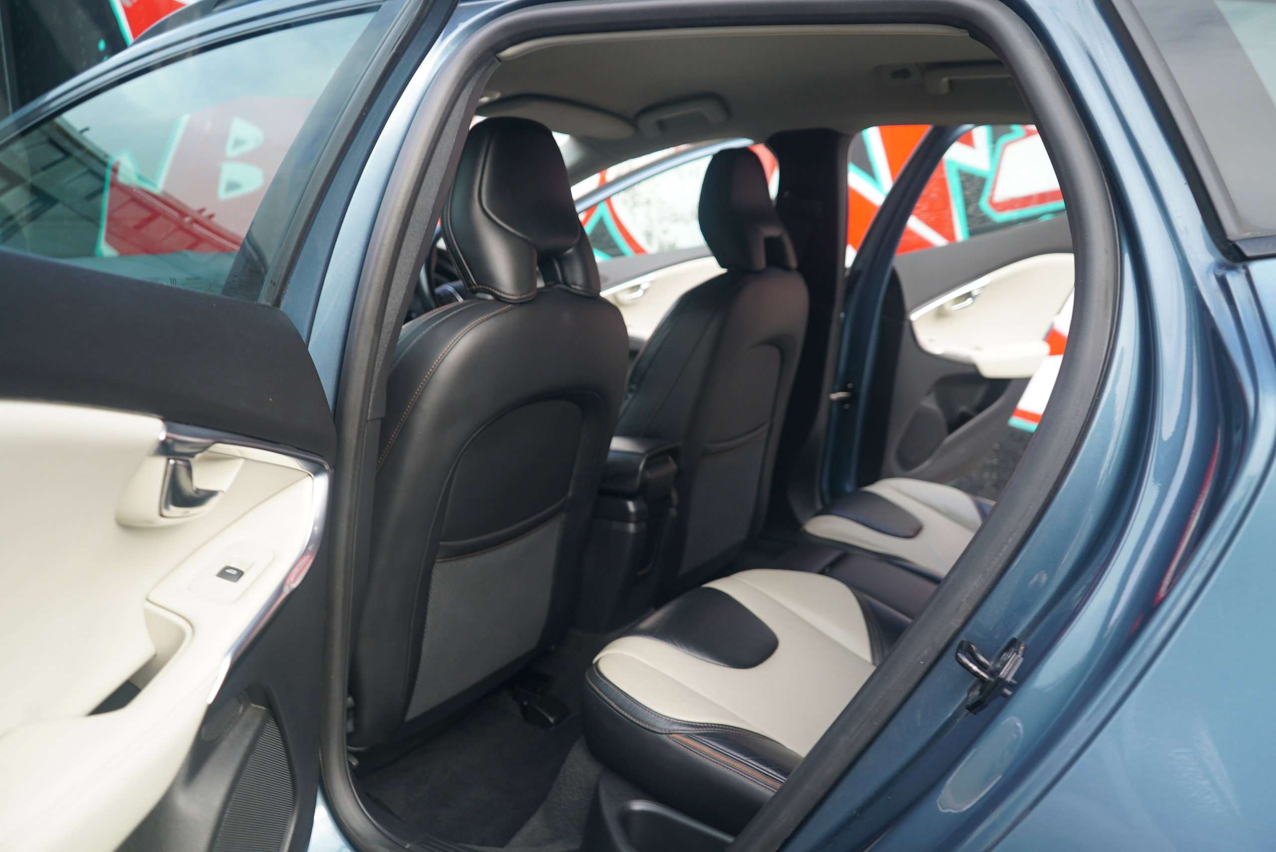 2013 VOLVO V40 CROSS COUNTRY 2013 VOLVO V40 CROSS COUNTRY