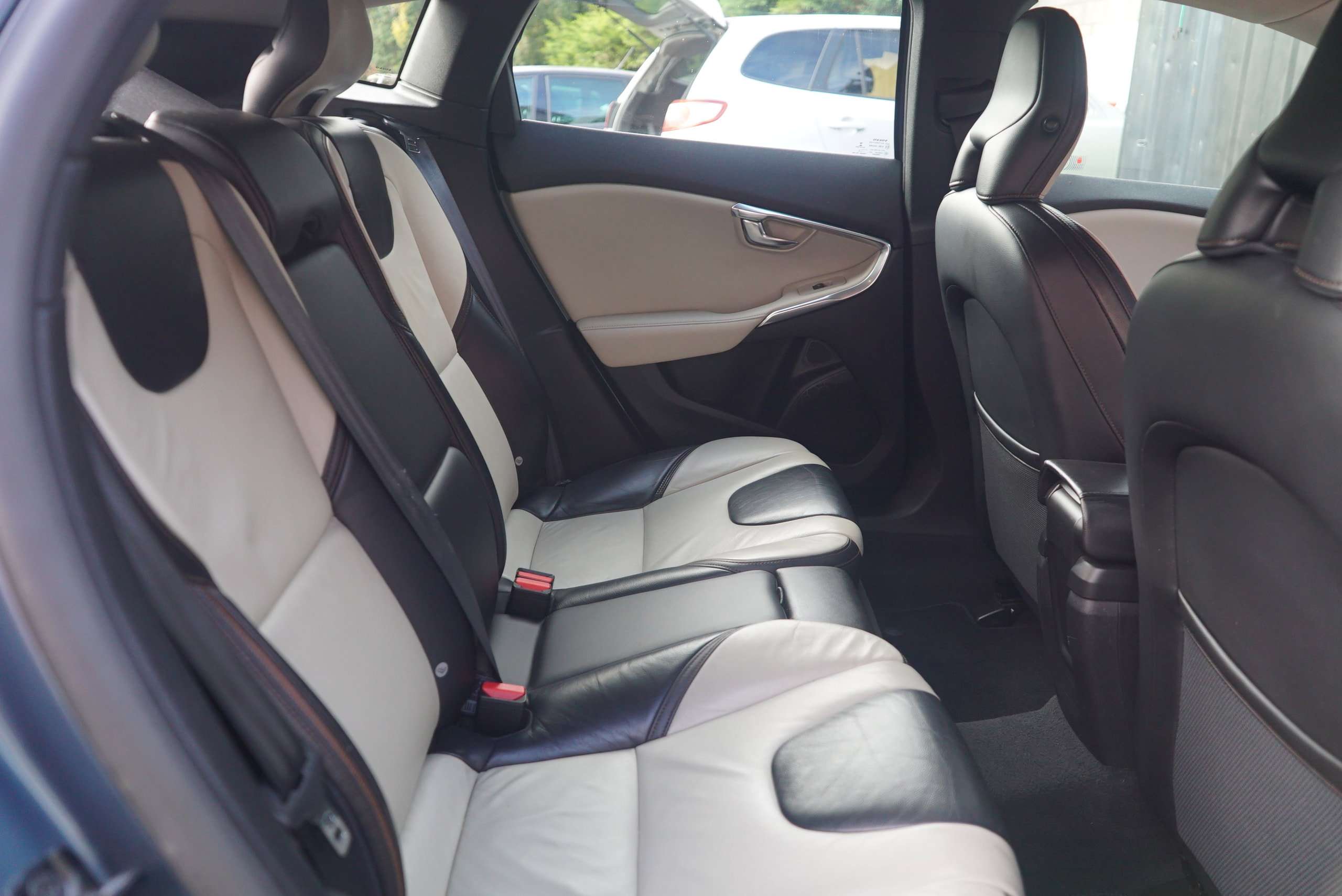 2013 VOLVO V40 CROSS COUNTRY 2013 VOLVO V40 CROSS COUNTRY