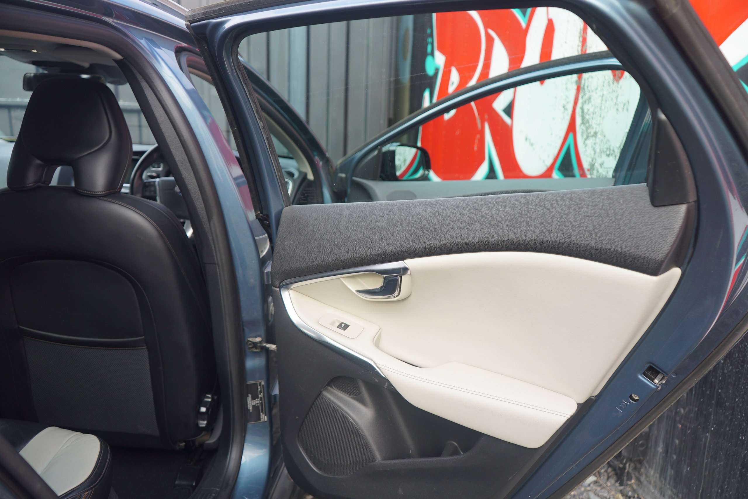 2013 VOLVO V40 CROSS COUNTRY 2013 VOLVO V40 CROSS COUNTRY