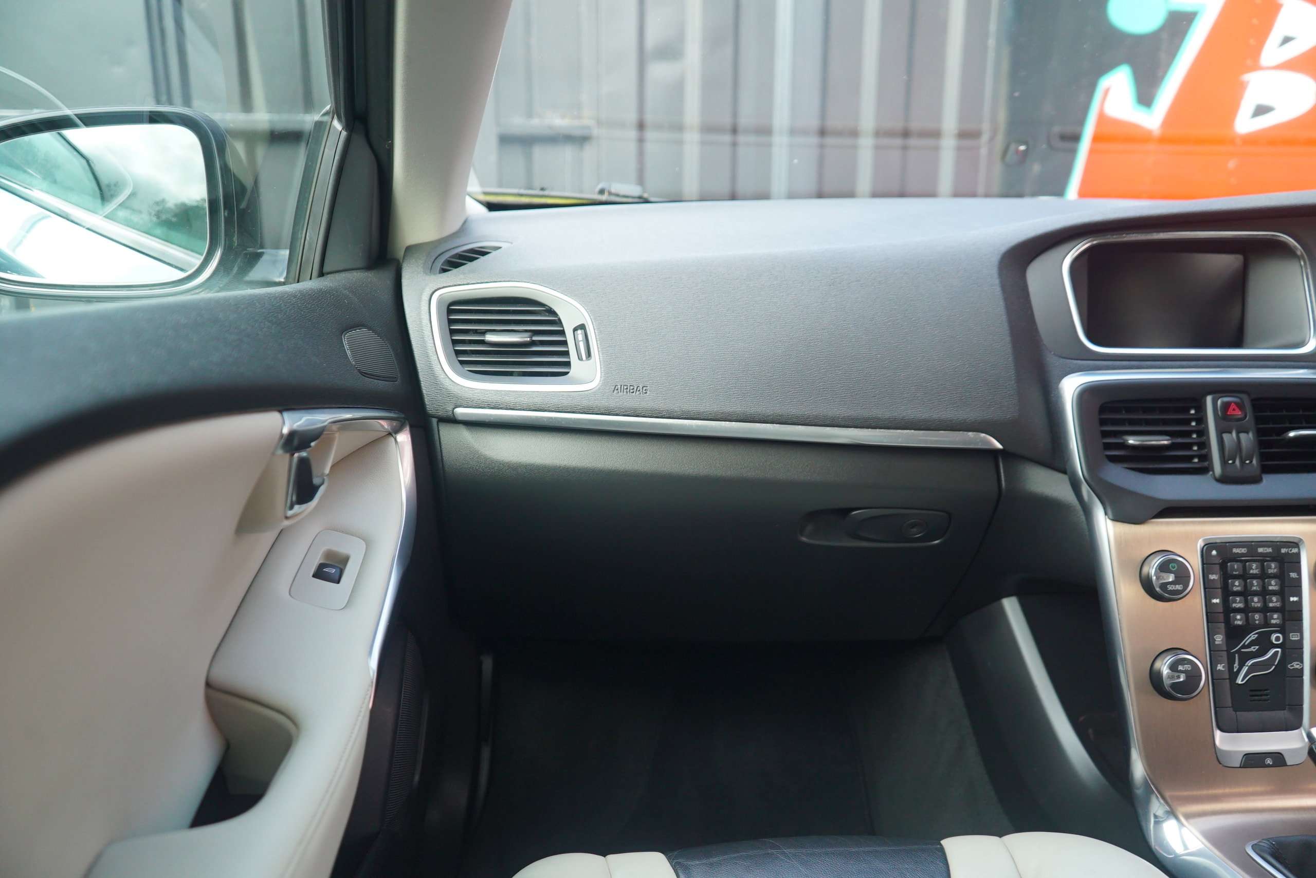 2013 VOLVO V40 CROSS COUNTRY 2013 VOLVO V40 CROSS COUNTRY