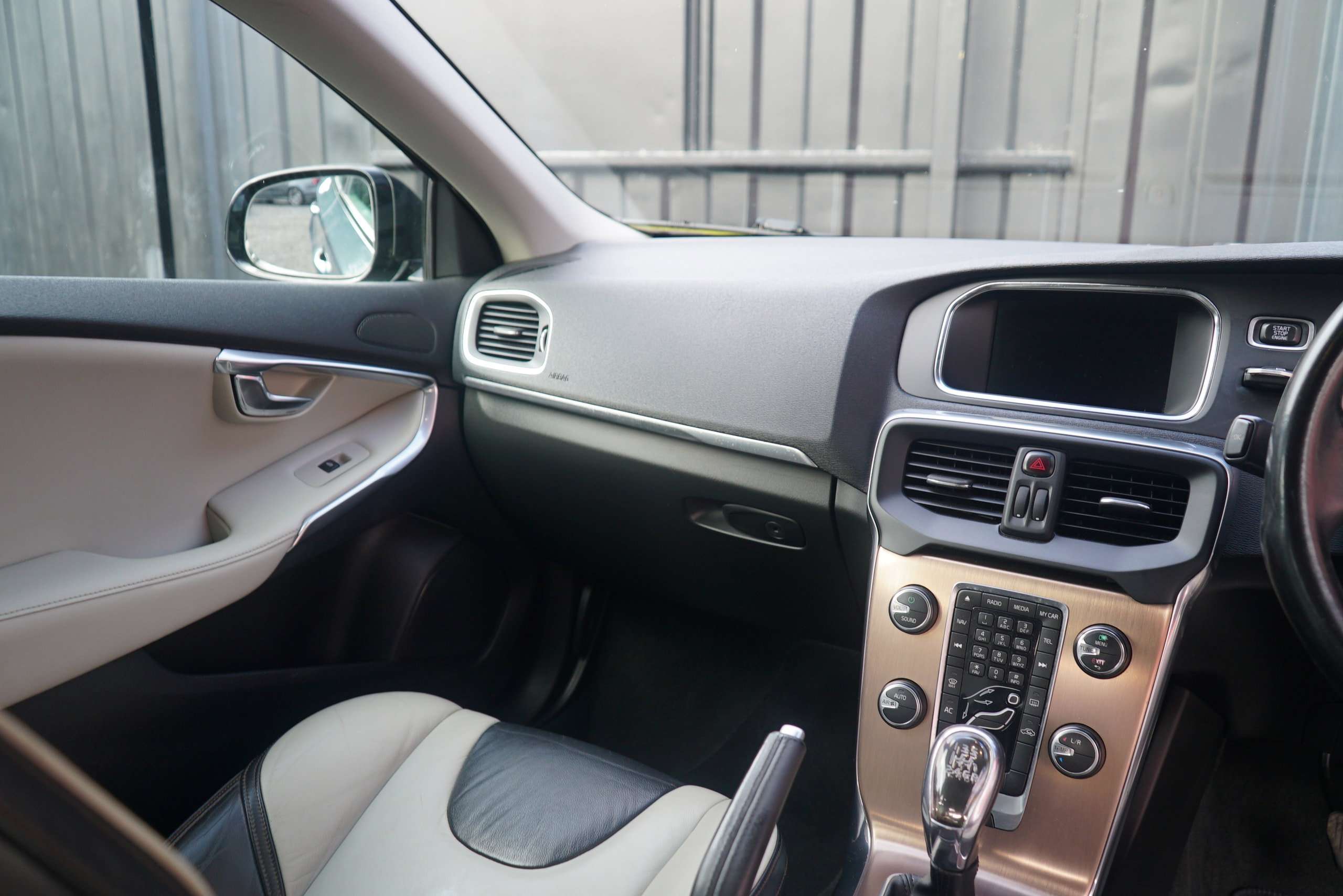 2013 VOLVO V40 CROSS COUNTRY 2013 VOLVO V40 CROSS COUNTRY