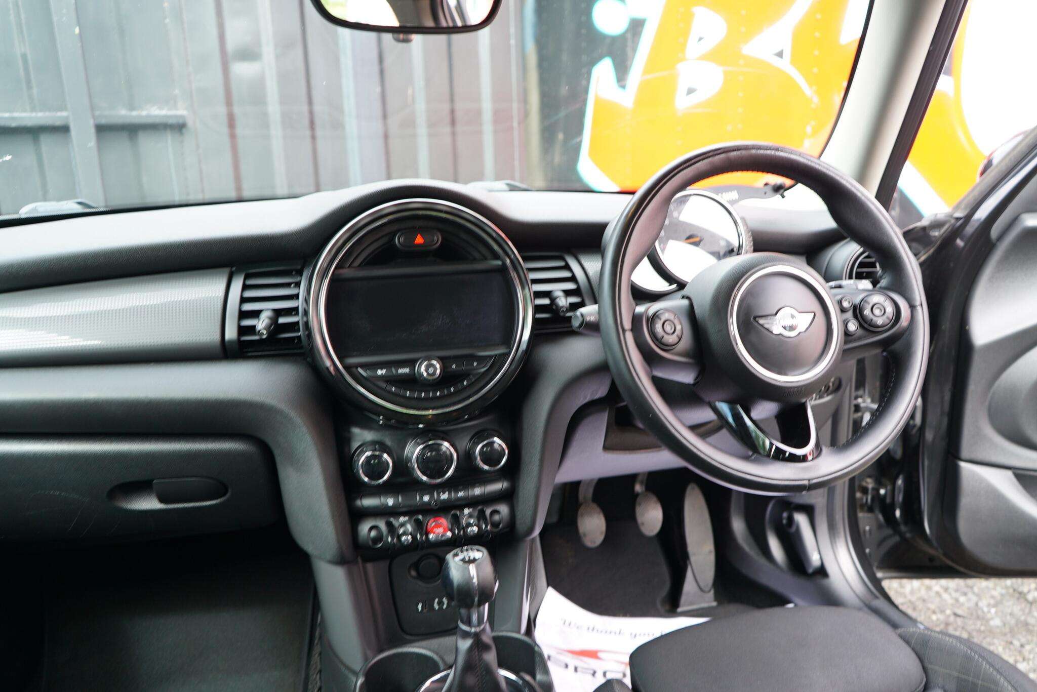 2015 MINI HATCH 2015 MINI HATCH