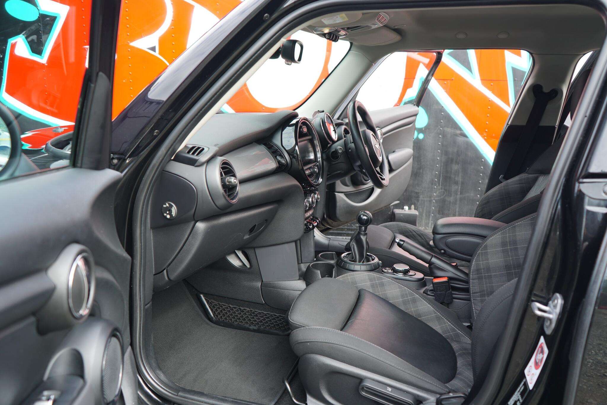2015 MINI HATCH 2015 MINI HATCH