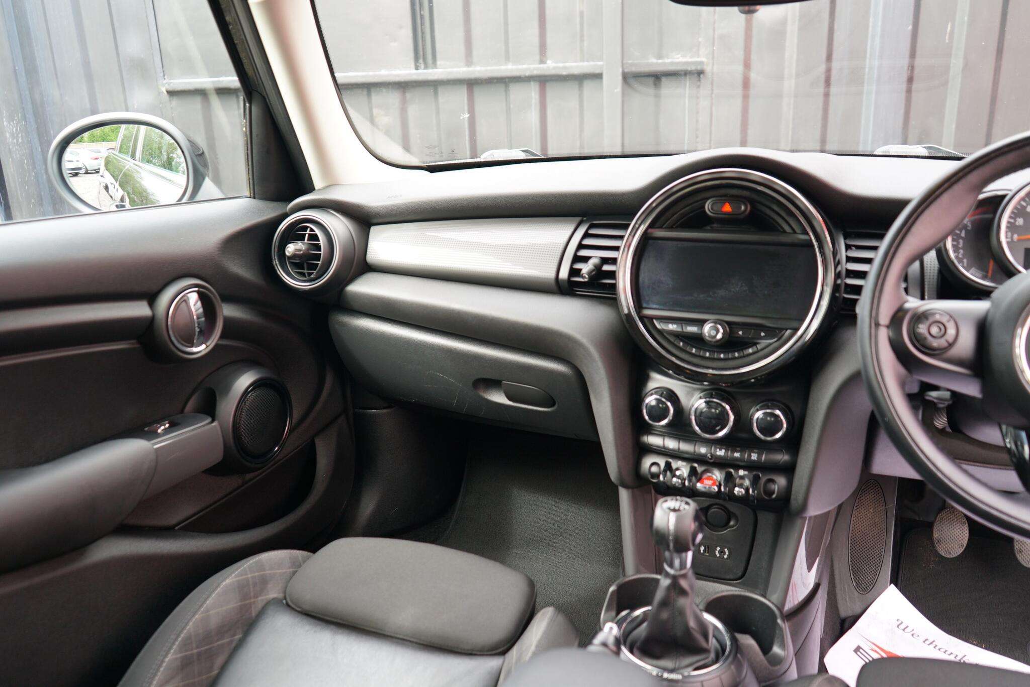 2015 MINI HATCH 2015 MINI HATCH