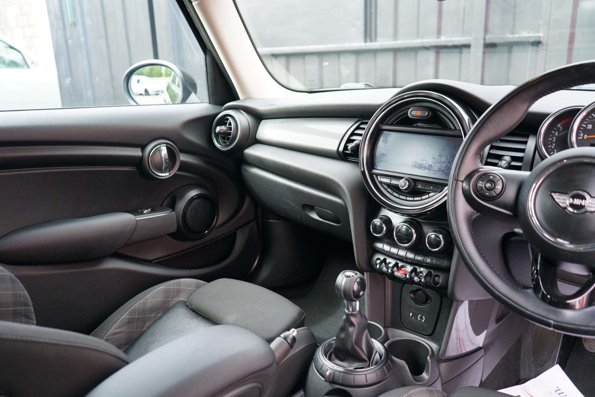2015 MINI HATCH 2015 MINI HATCH