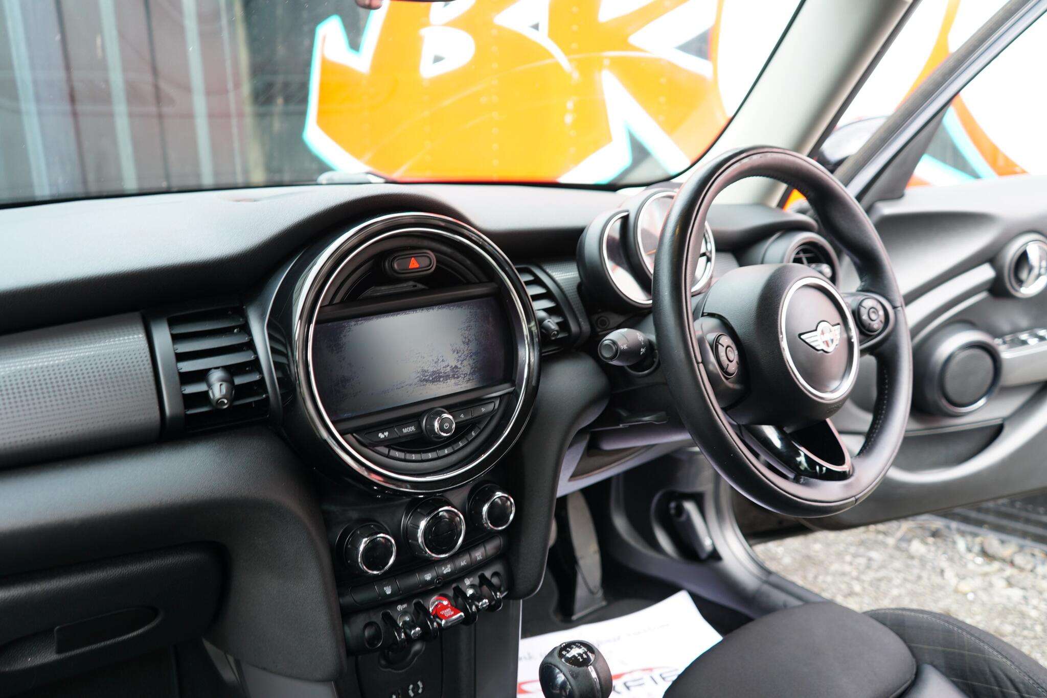 2015 MINI HATCH 2015 MINI HATCH