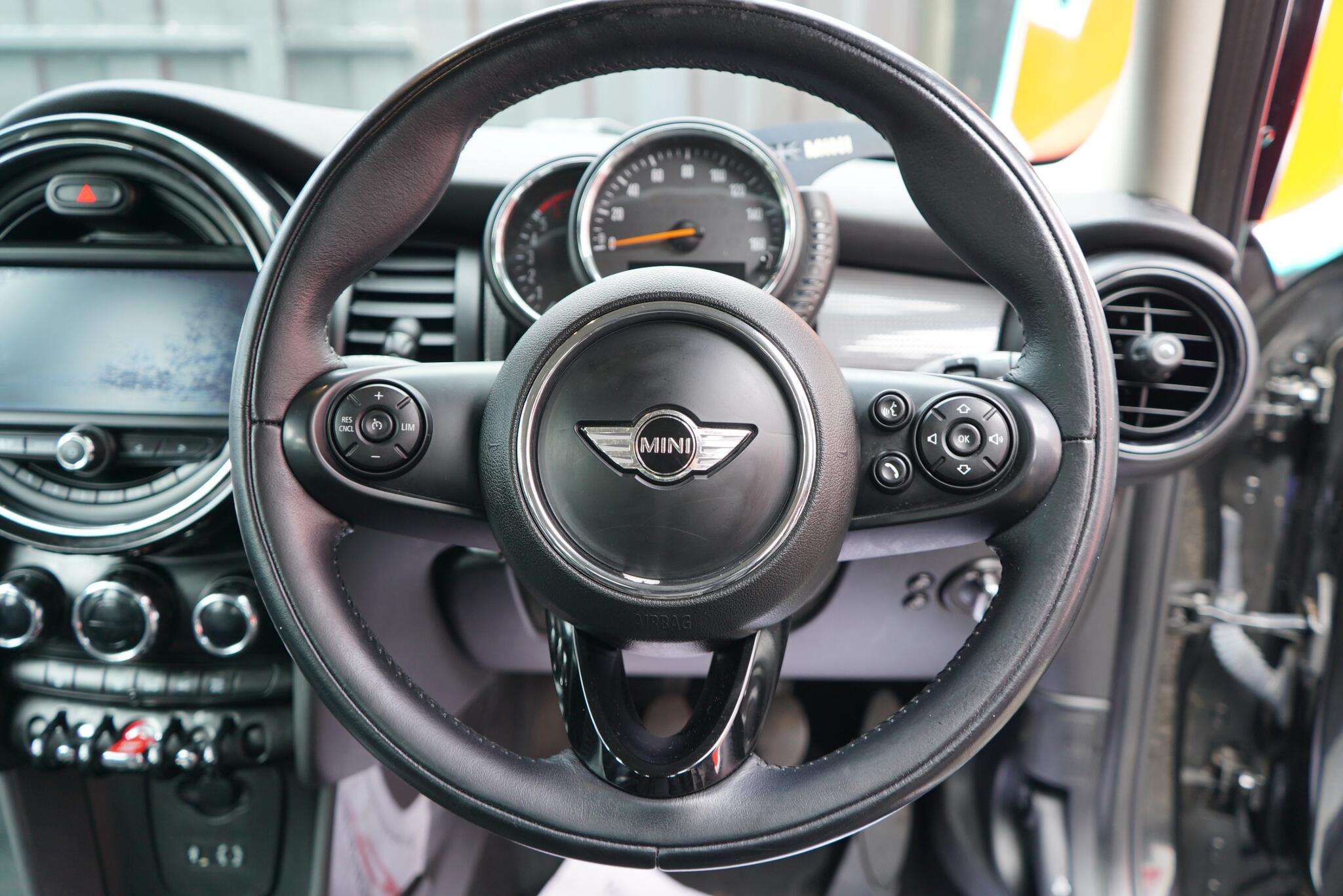 2015 MINI HATCH 2015 MINI HATCH